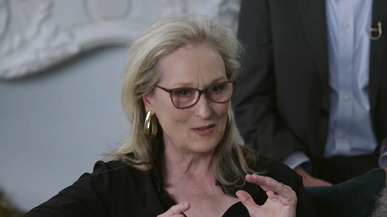 Meryl Streep Talks The Laundromat Funny Yet Deadly Serious Ew Com