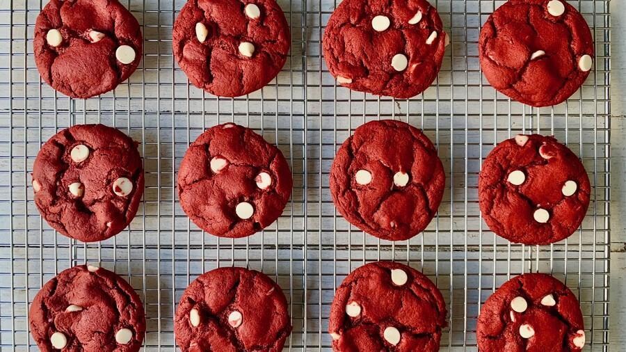 32 Make Ahead Christmas Cookies That Freeze Well Southern Living