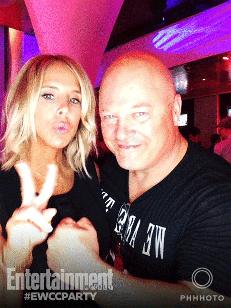 Michael Chiklis and Michelle Mor&aacute;n