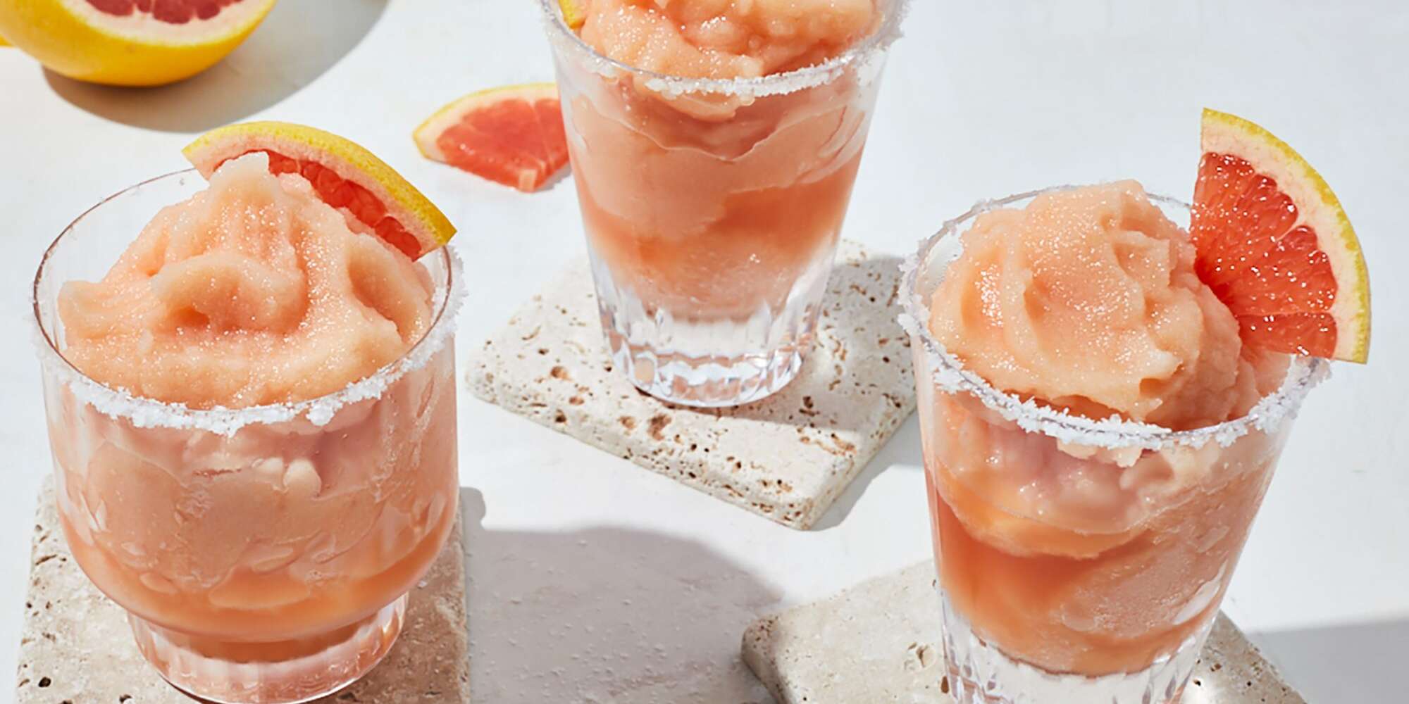 7 Summer Cocktails Perfect for Serving Up in a Mason Jar - Organic