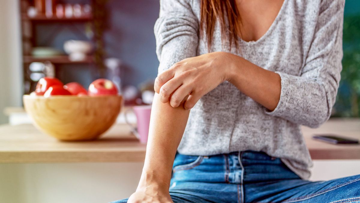Psoriatic Arthritis Diet: Which Foods to Eat, and Which Foods to Limit, According to Experts