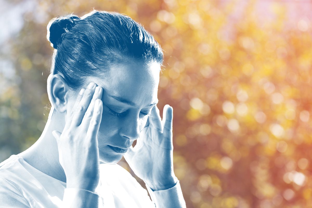 Here's What an Allergy Headache Feels Like, According to an Allergist