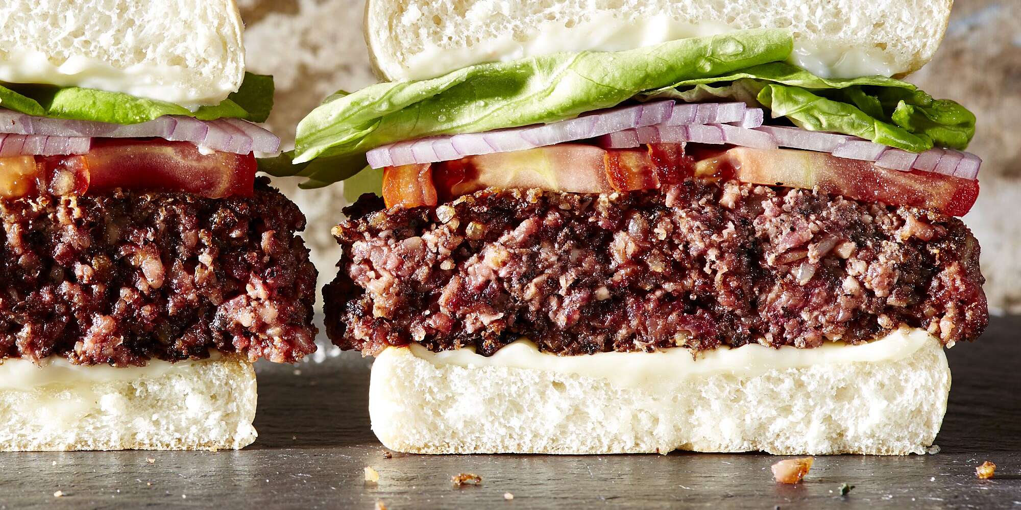 oorsprong Stier Rommelig The Best "Beefy" Vegan Burgers Recipe | MyRecipes