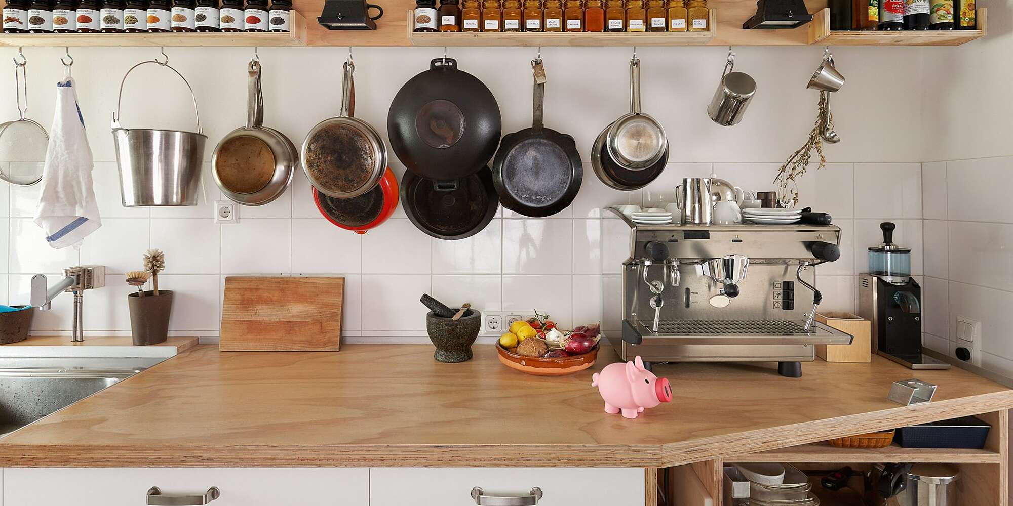 Must Have Kitchen Tools That Will Up Your Kitchen Game!