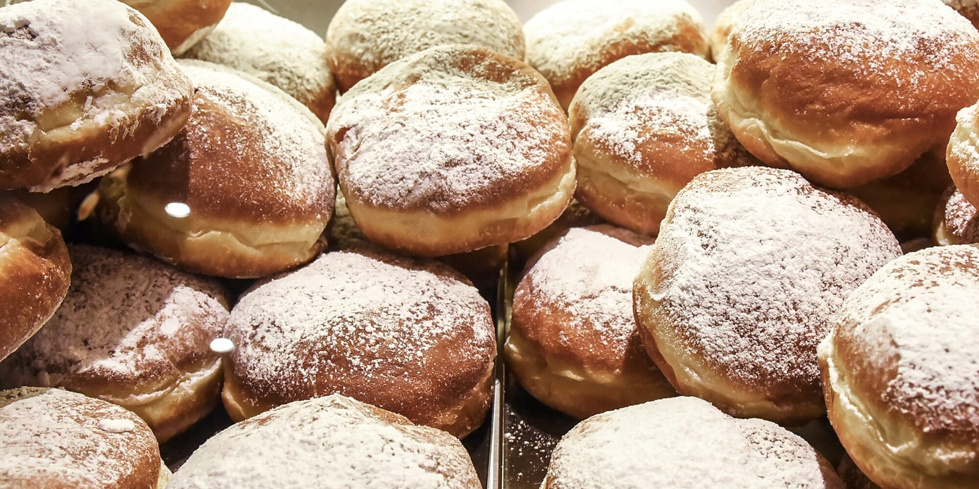 Paczki Are Fat Tuesday Polish Doughnuts Filled with Regional Pride