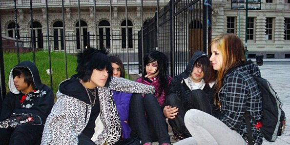 Why I M Actually Proud Of My Emo Phase In High School Hellogiggles