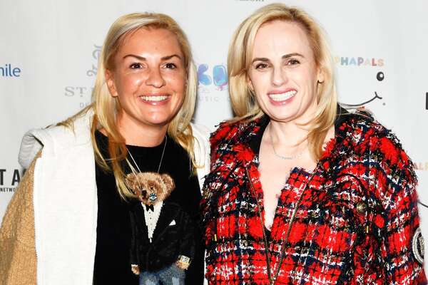 PARK CITY, UTAH - APRIL 02: Rebel Wilson (R) and Ramona Agruma attend Operation Smile's 10th Annual Park City Ski Challenge Presented By The St. Regis Deer Valley & Deer Valley Resort at The St. Regis Deer Valley on April 02, 2022 in Park City, Utah. (Photo by Alex Goodlett/Getty Images for Operation Smile)