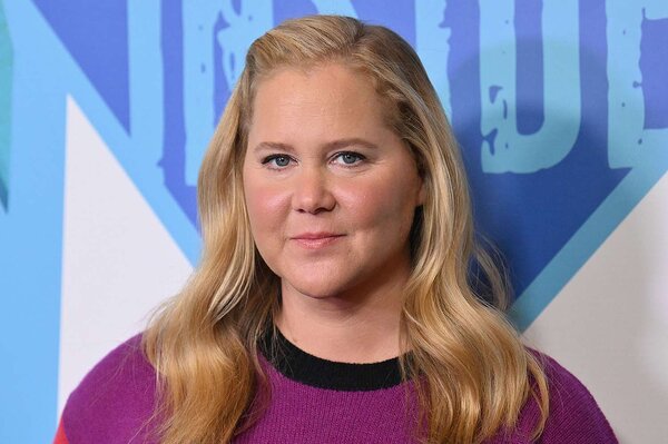 Amy Schumer speaks out after criticism of her Israel-Hamas social