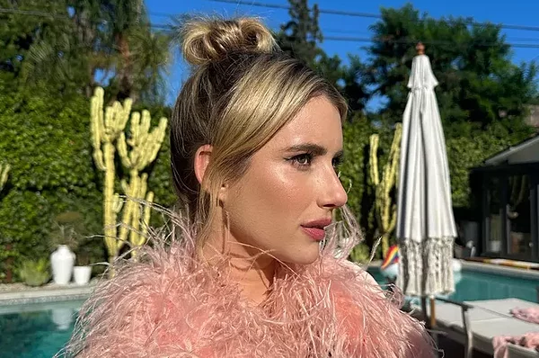 Emma Roberts Can't Live Without This Hydrating Serum and $20 Facial Tool