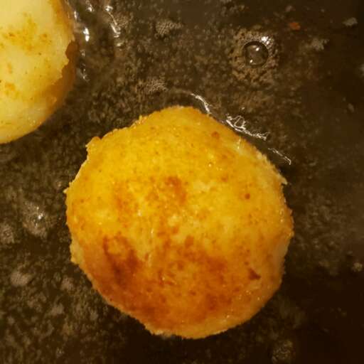 Papas Rellenas (Fried Stuffed Potatoes) Recipe
