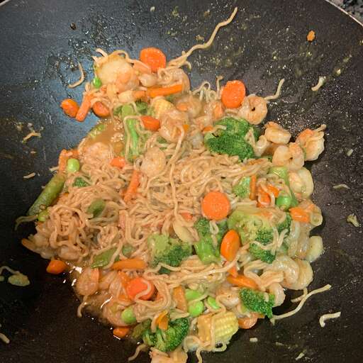 Easy Shrimp Lo Mein Recipe