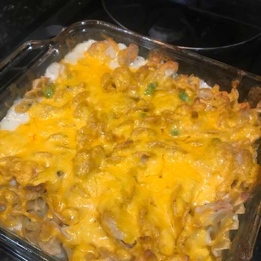 Hearty Chicken and Noodle Casserole Recipe