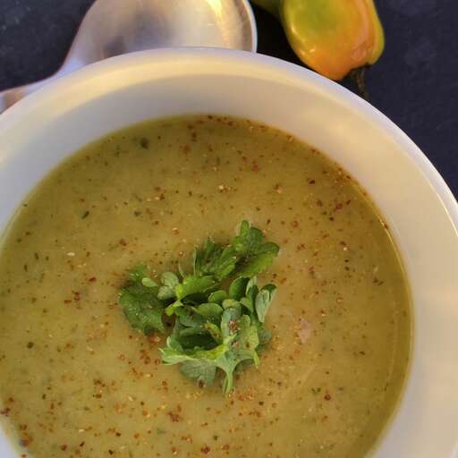 Green Zucchini and Habanero Soup