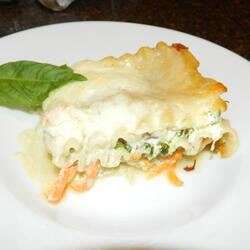Easy Spinach Lasagna with White Sauce Recipe