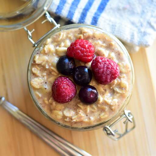 Easy, Healthy No-Cook Overnight Oats Recipe