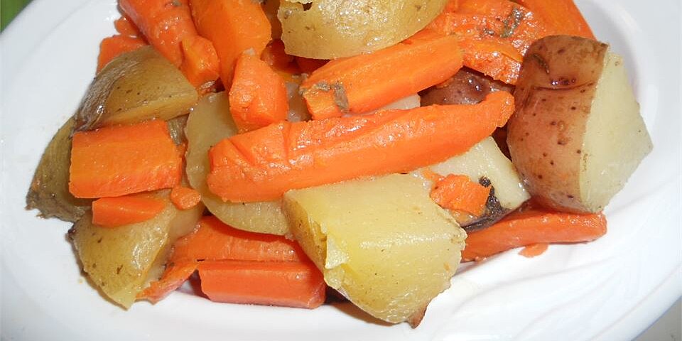 Featured image of post How to Make Roasted Carrots And Potatoes At 350