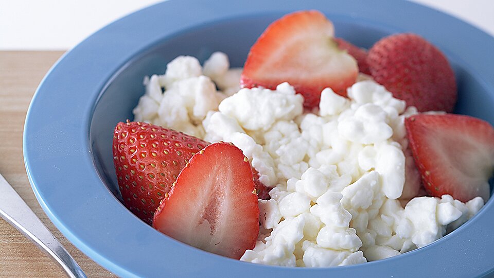 Strawberries And Cottage Cheese Recipe Eatingwell