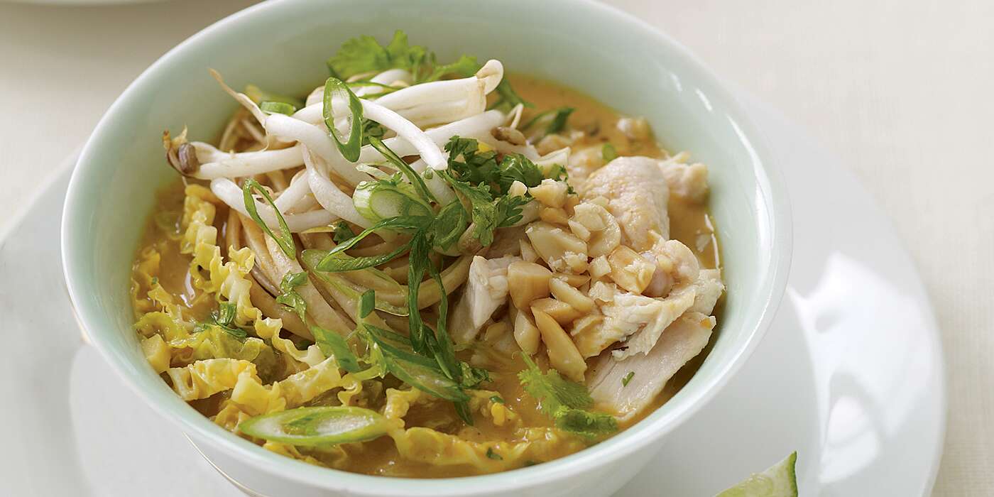 Chicken Satay Noodle Soup | Rachael Ray In Season