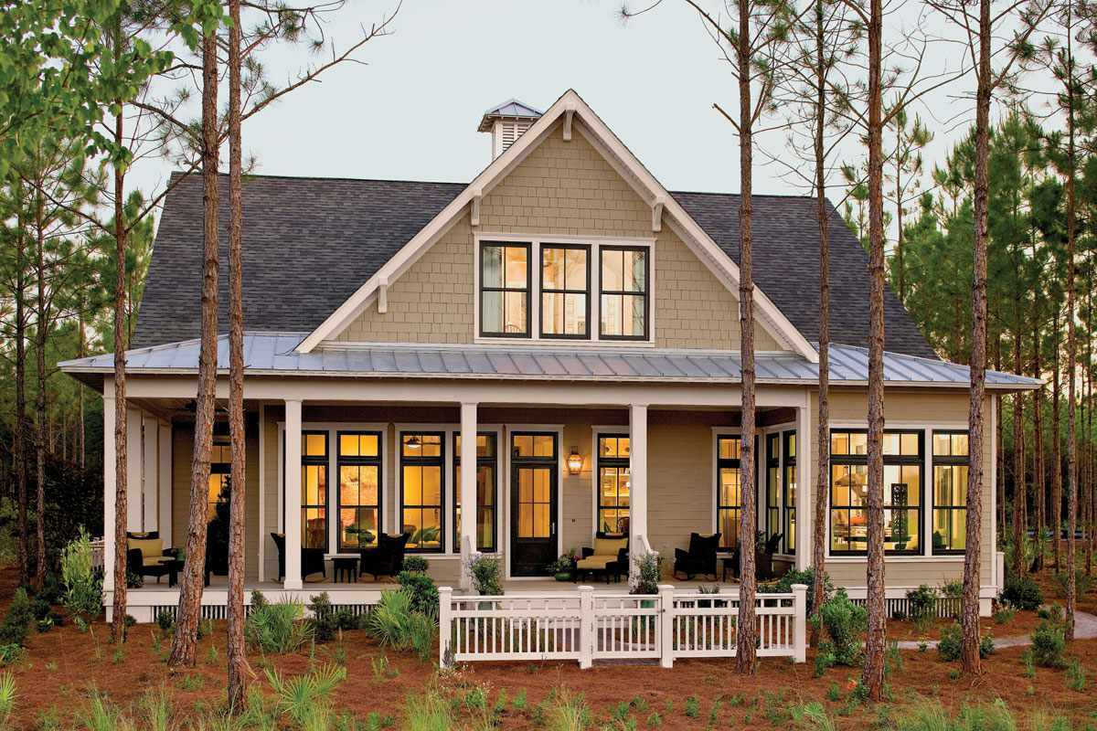Featured image of post Southern Living House Plans Book - The editors of southern living magazine presents house plans.