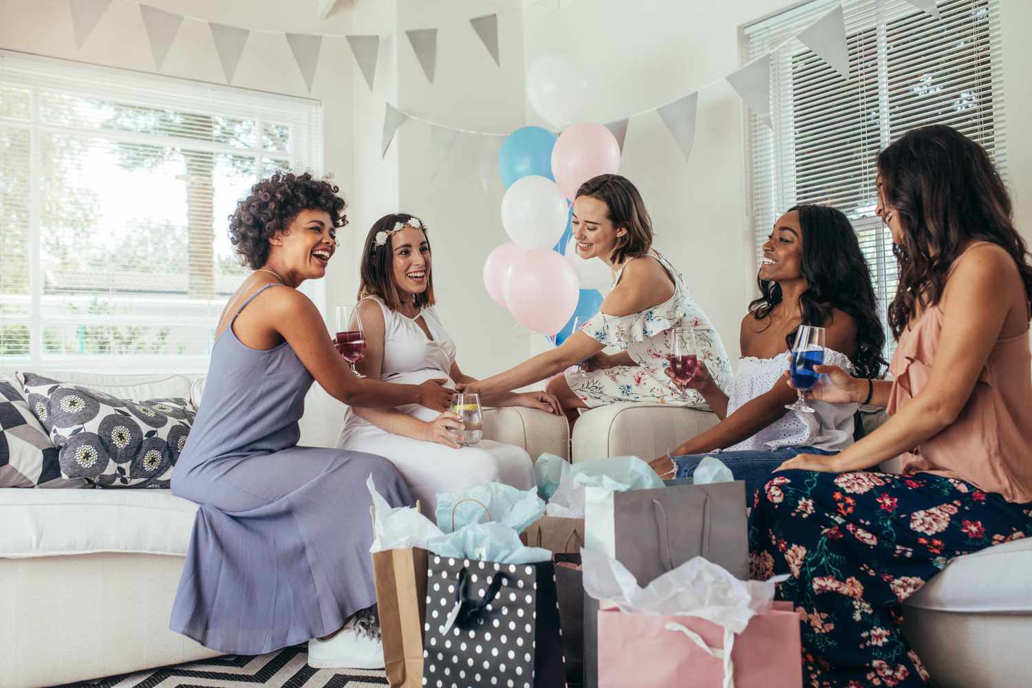 Baby Shower Etiquette Guide When To Have A Baby Shower Parents