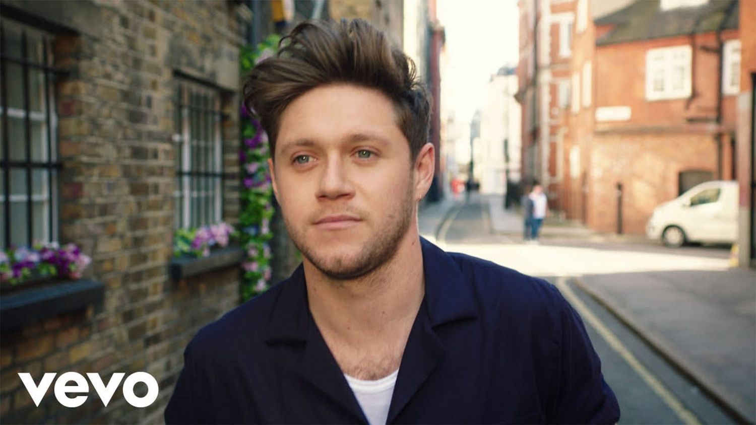 Niall Horan Releases Music Video for 'Nice to Meet Ya' | PEOPLE.com