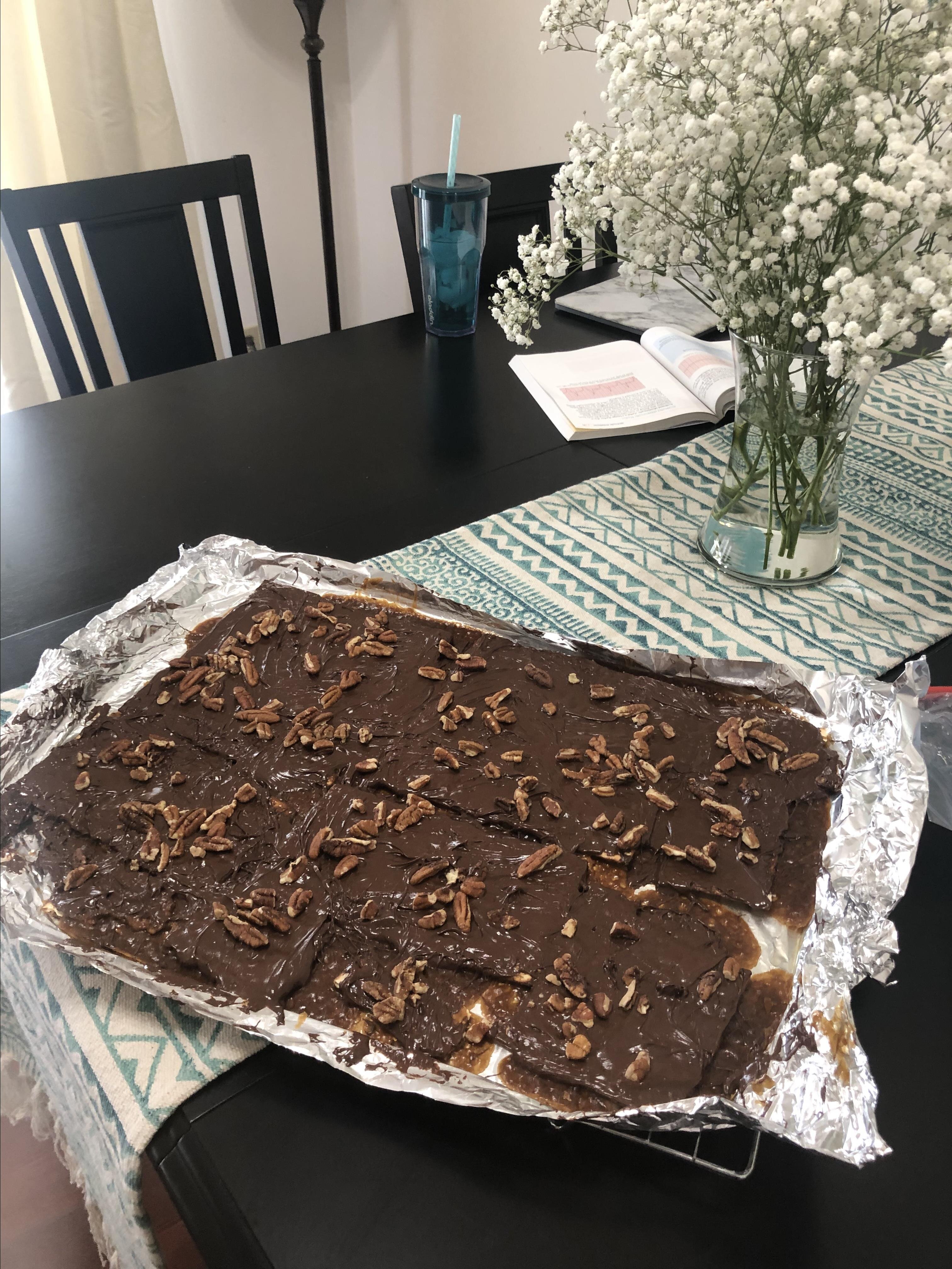 Amazing Passover Chocolate Toffee Matzo Recipe | Allrecipes
