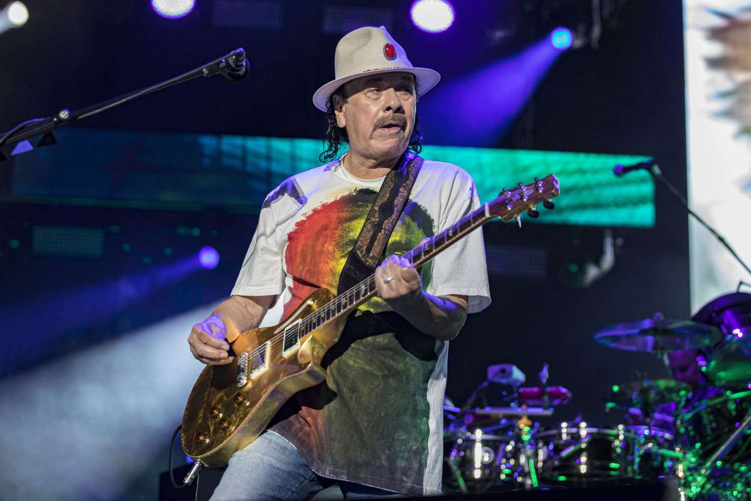 Carlos Santana postpones next 6 shows after collapsing onstage