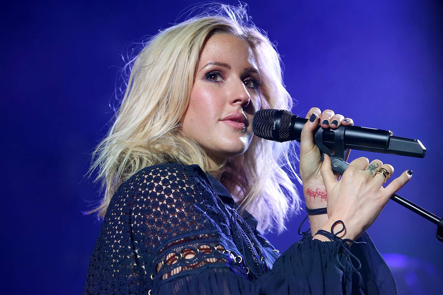 Ellie Goulding gives update after pyrotechnic appears to hit her