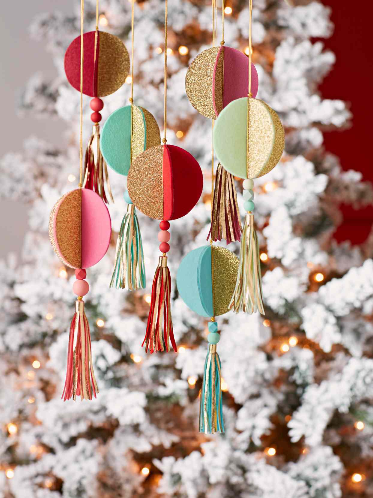 Box 12 Felt Christmas Tree Hangers/Decorations/Ornaments XMAS 4 of each shape 