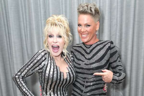 LOS ANGELES, CALIFORNIA - NOVEMBER 05: Dolly Parton and P!nk attend the 37th Annual Rock & Roll Hall of Fame Induction Ceremony at Microsoft Theater on November 05, 2022 in Los Angeles, California. (Photo by Kevin Mazur/Getty Images for The Rock and Roll Hall of Fame)