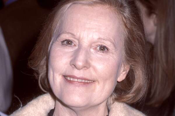 NEW YORK CITY - DECEMBER 3: Meg Wynn Owen attends the premiere of "Gosford Park" on December 3, 2001 at the Ziegfeld Theater in New York City. (Photo by Ron Galella, Ltd./Ron Galella Collection via Getty Images)