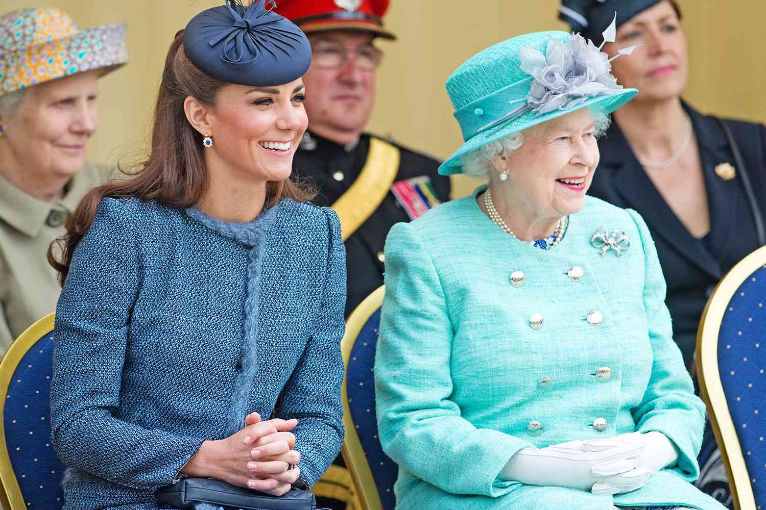 NOTTINGHAM - JUNE 13: Queen Elizabeth ll and Catherine, Duchess of Cambridge visit Vernon Park during a Diamond Jubilee visit to Nottingham on June 13, 2012 in Nottingham, England. (Photo by Anwar Hussein/WireImage)