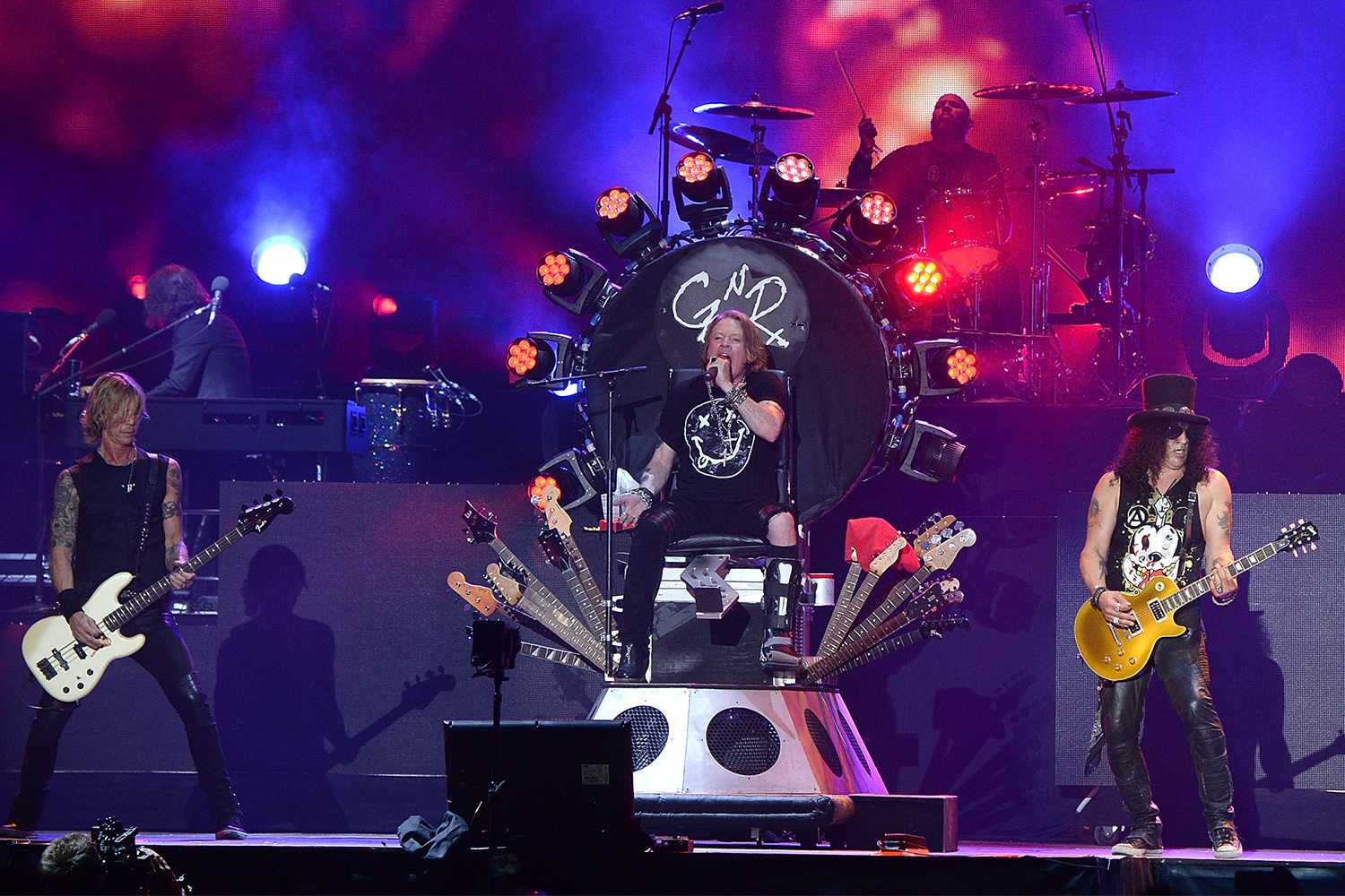 Guns N' Roses Forced to Cancel Glasgow Show Due to Undisclosed 'Illness and Medical Advice'