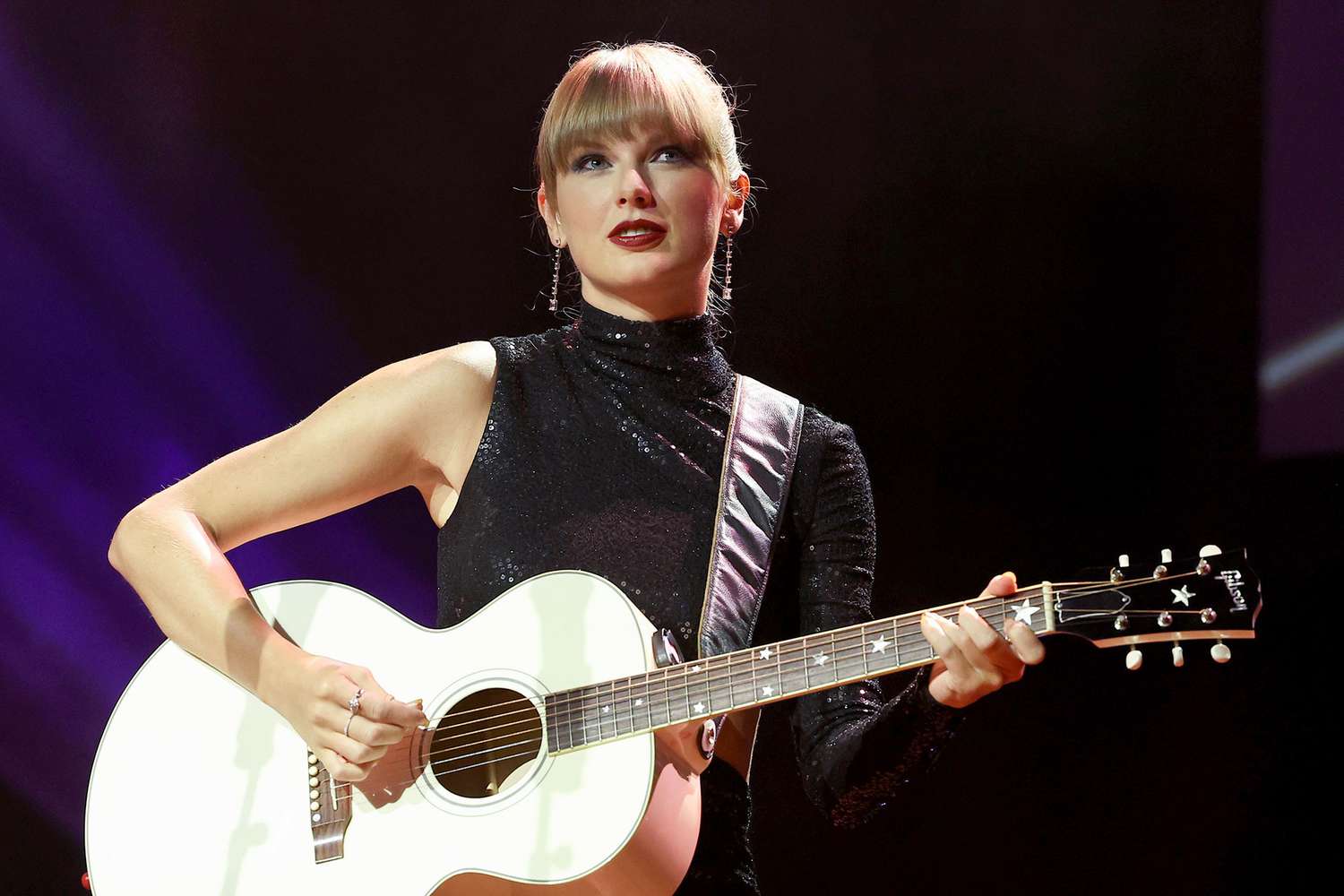 Ticketmaster apologizes to Taylor Swift during Senate hearing after botched Eras Tour sale