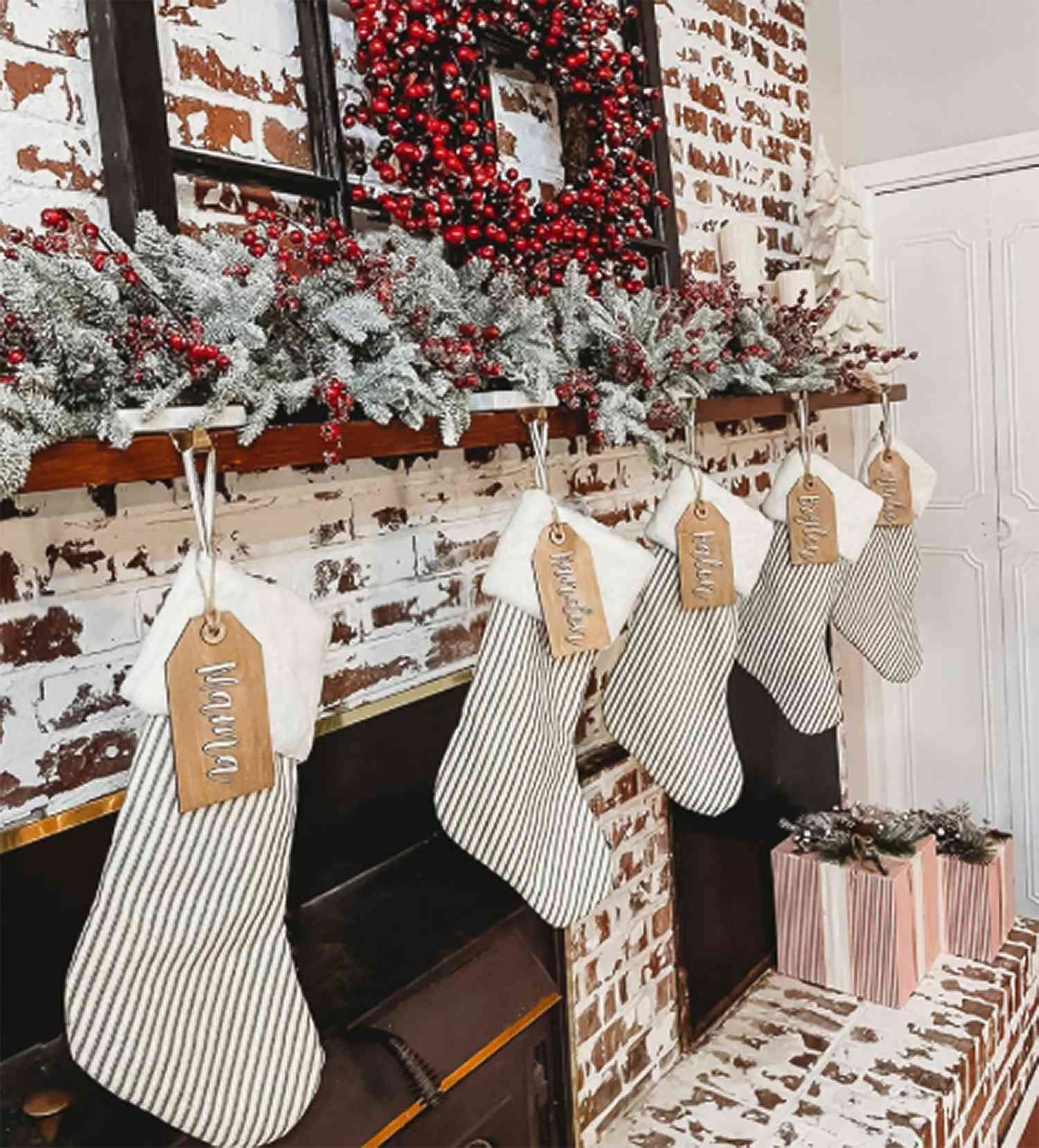 22 of the Best Dog Christmas Stockings This Holiday Season | Daily Paws