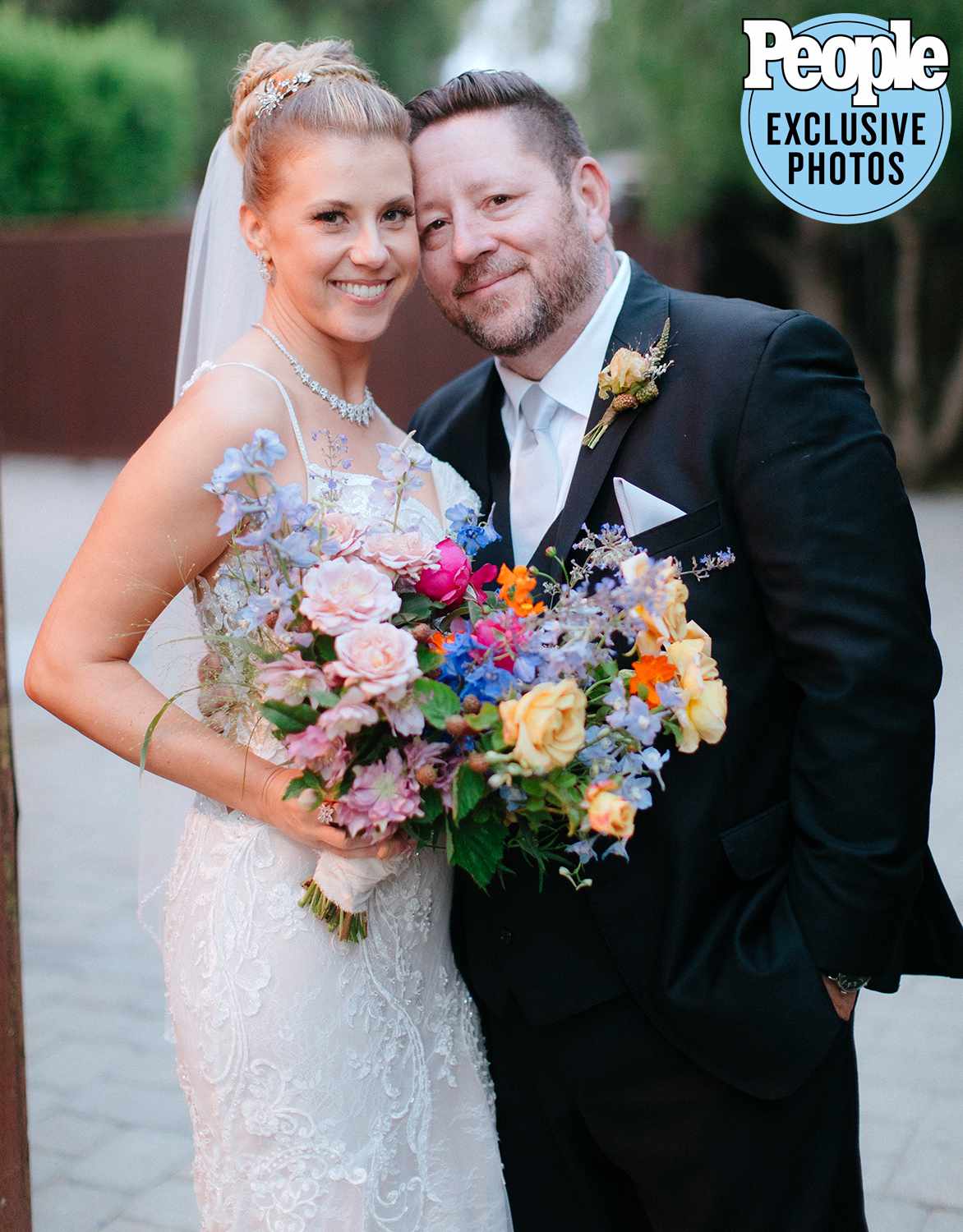 Jodie Sweetin and Mescal Wasilewski’s Malibu Wedding: All the Photos