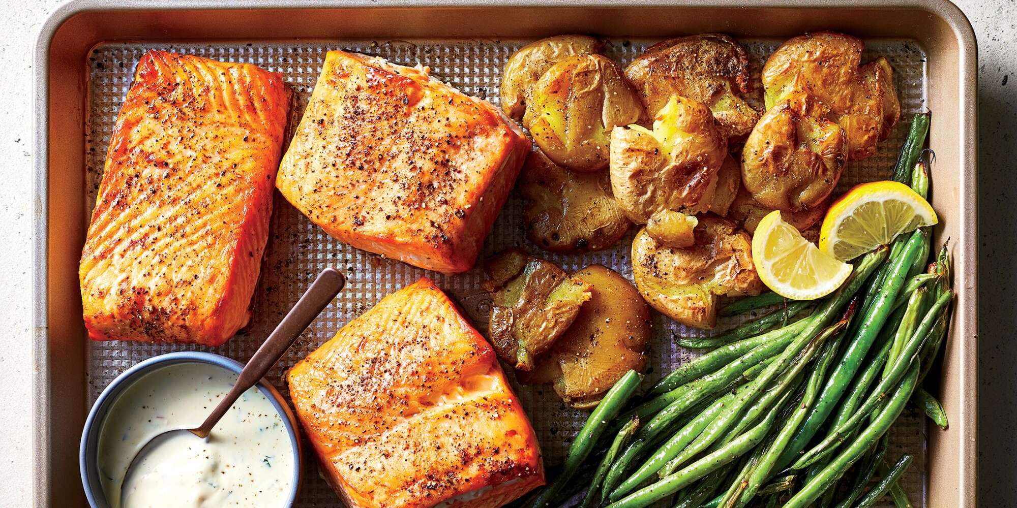 10 recettes de saumon au four à préparer pour le dîner