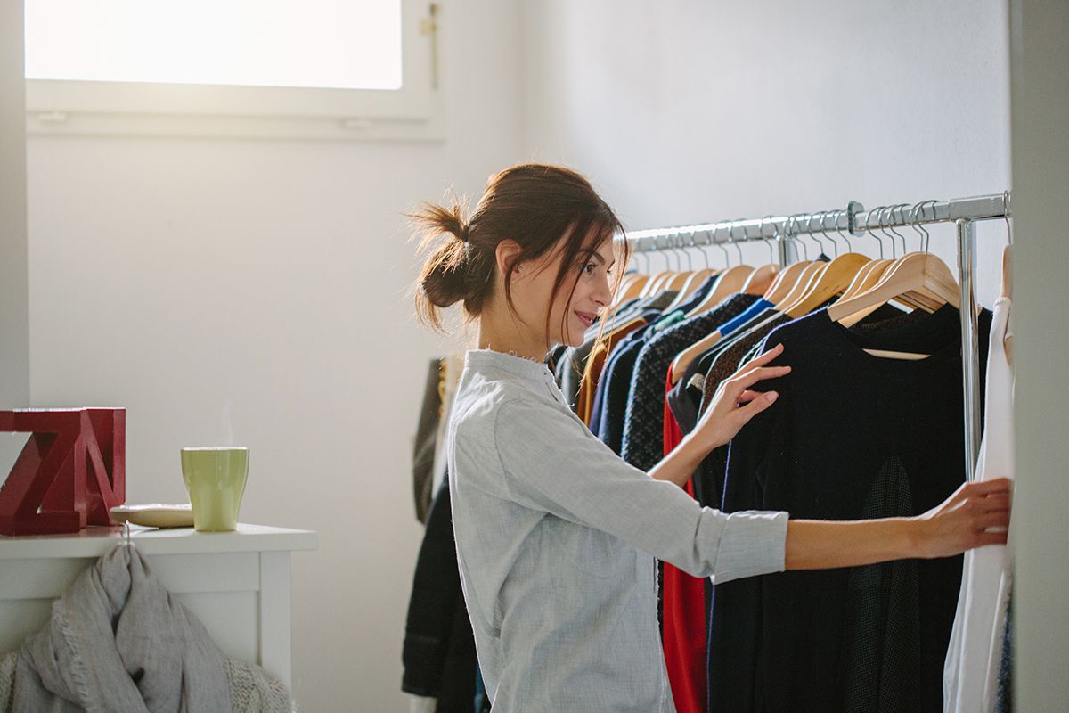 15 Secrets to Sell Clothes Online in 2022