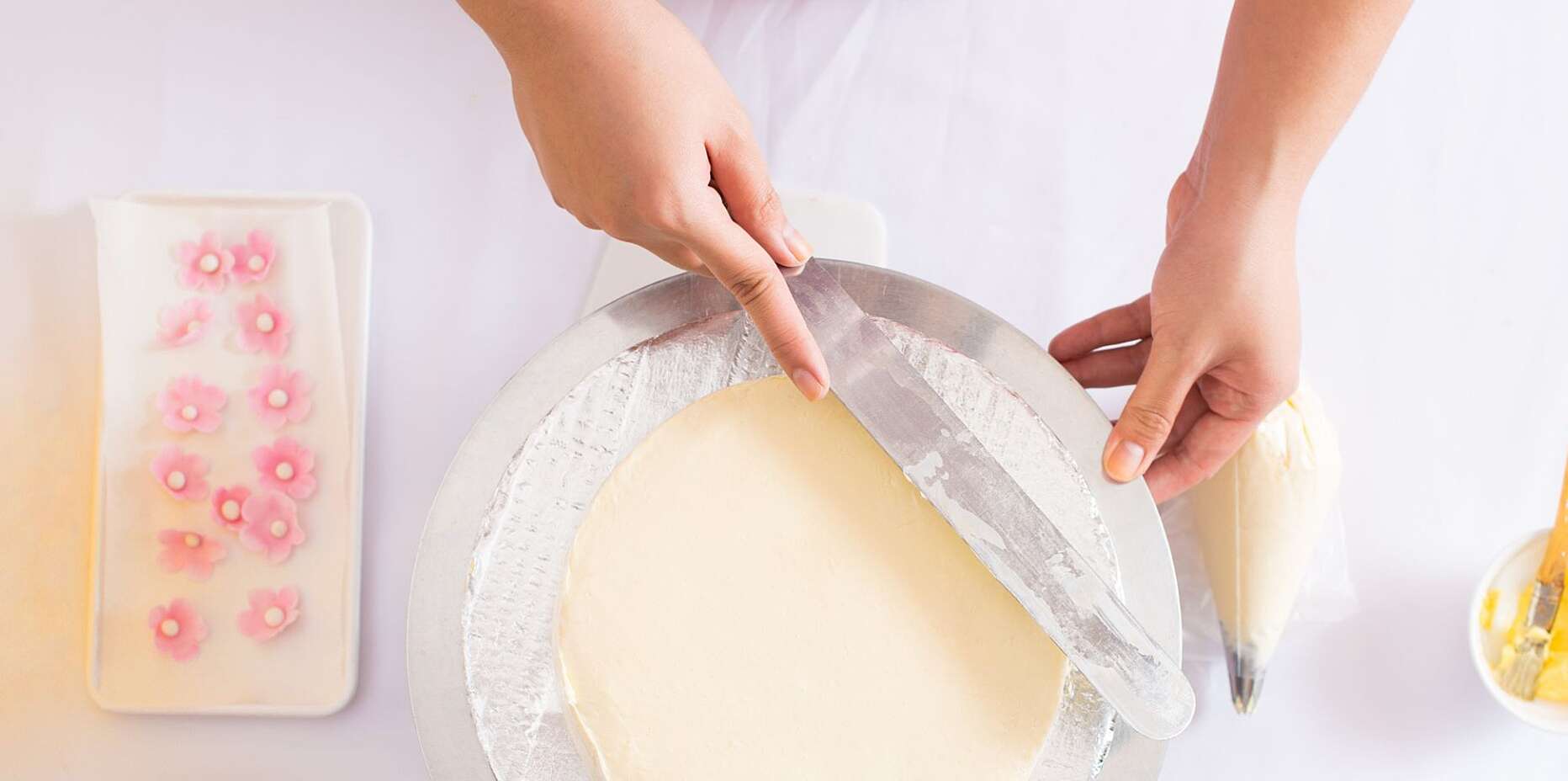 Comment faire un glaçage facile à la crème au beurre de dernière minute