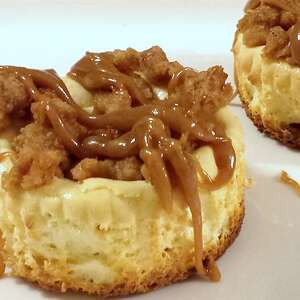 RITZ New York-Style Mini Crumb Cheesecakes