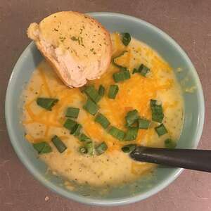 Cheese and Broccoli Chicken Soup