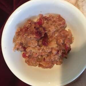Instant Pot&reg; Cranberry-Apple Oatmeal