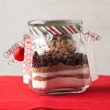 Gift in a Jar: Fudgy Snack Cake