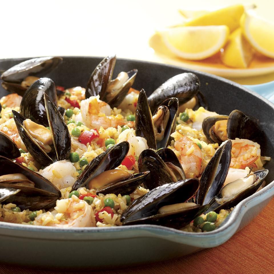 Quick Paella with Shrimp & Mussels