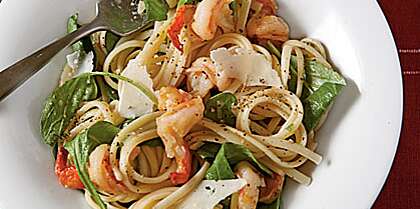 Peppery Pasta with Arugula and Shrimp Recipe | MyRecipes