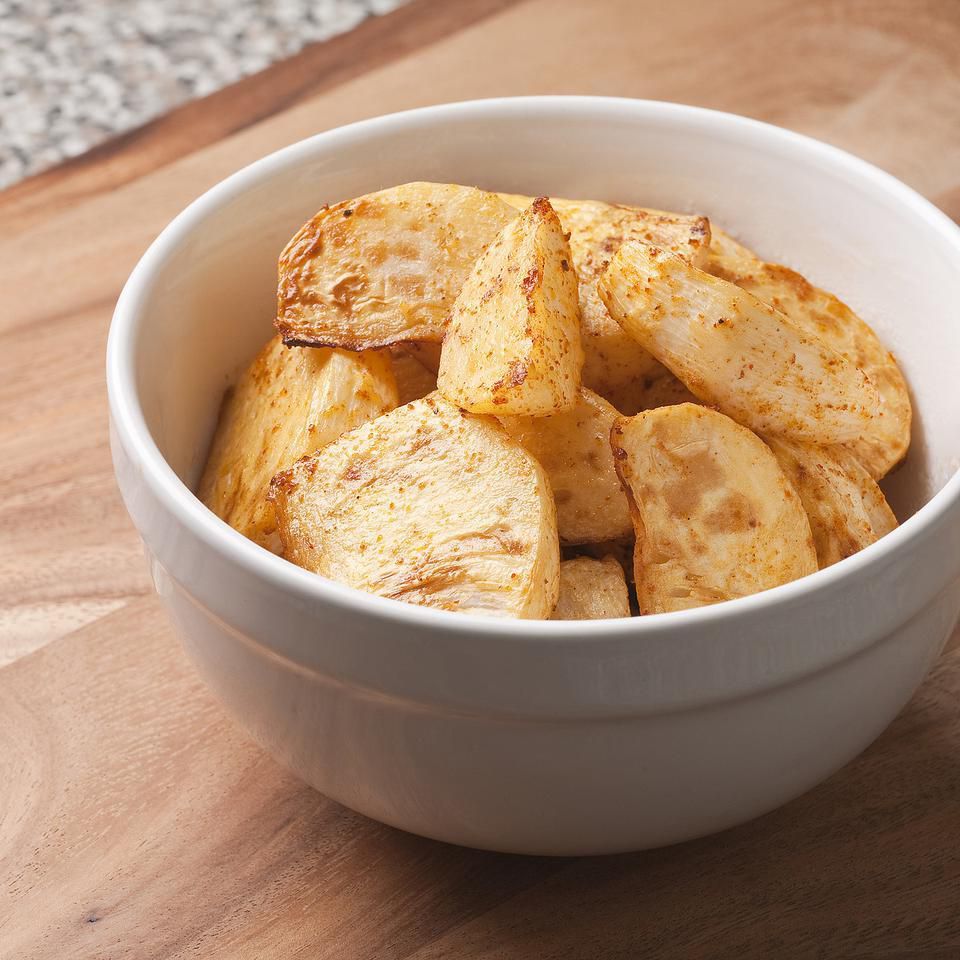Spicy Chipotle Roasted Potatoes Recipe | EatingWell
