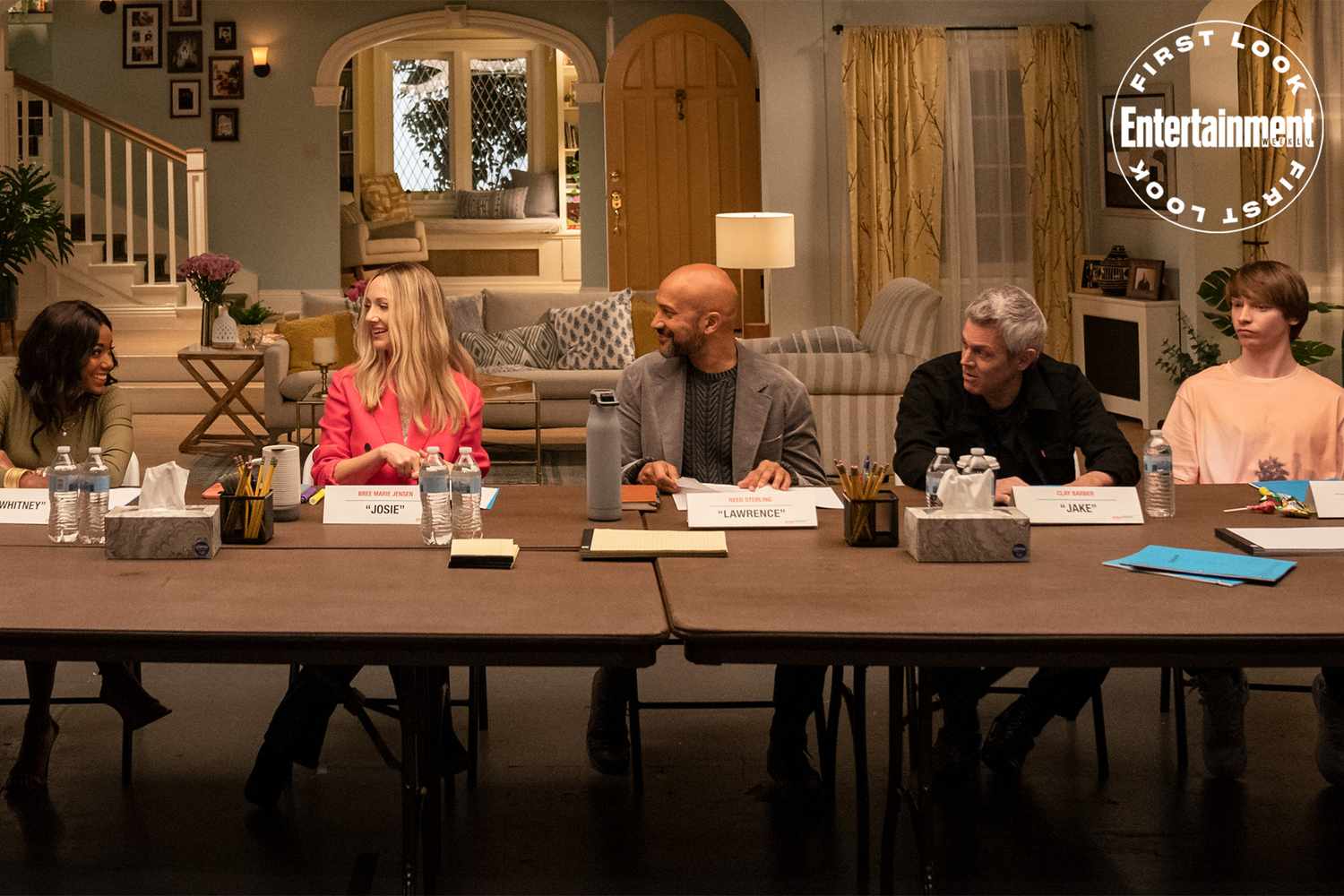 'Modern Family' creator's new meta sitcom 'Reboot' tackles the modern TV landscape