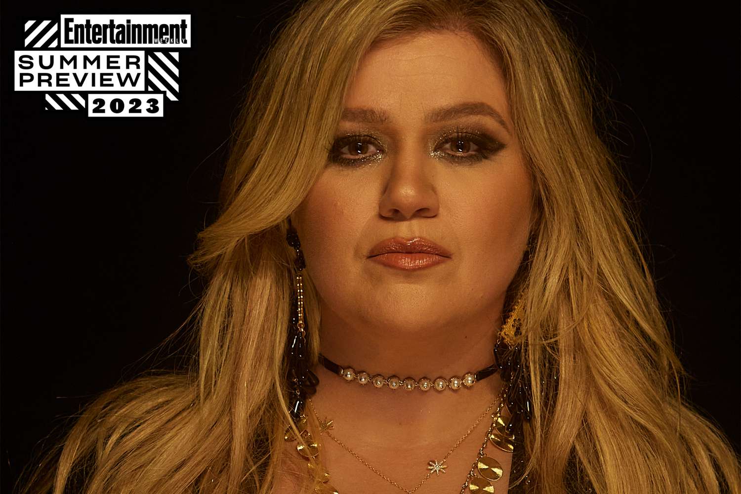Kelly Clarkson couldn't keep it together the first time she performed ...