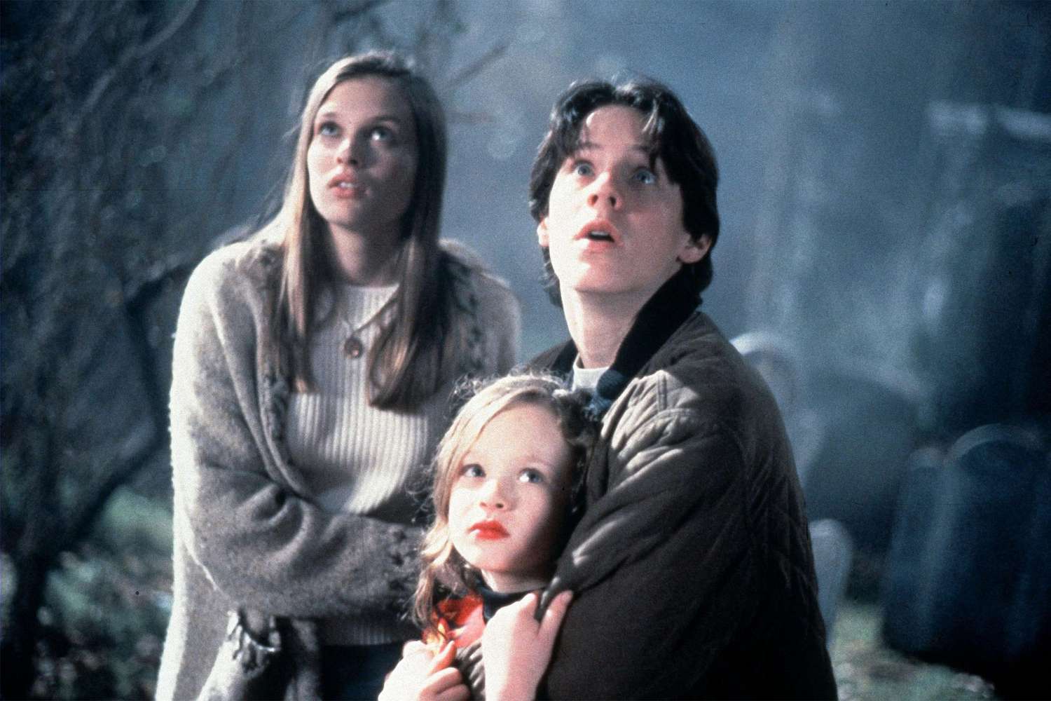 OG actors aren't in 'Hocus Pocus 2,' but characters Max, Allison, and Dani are