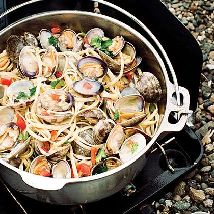 Pasta alle Vongole Recipe | MyRecipes